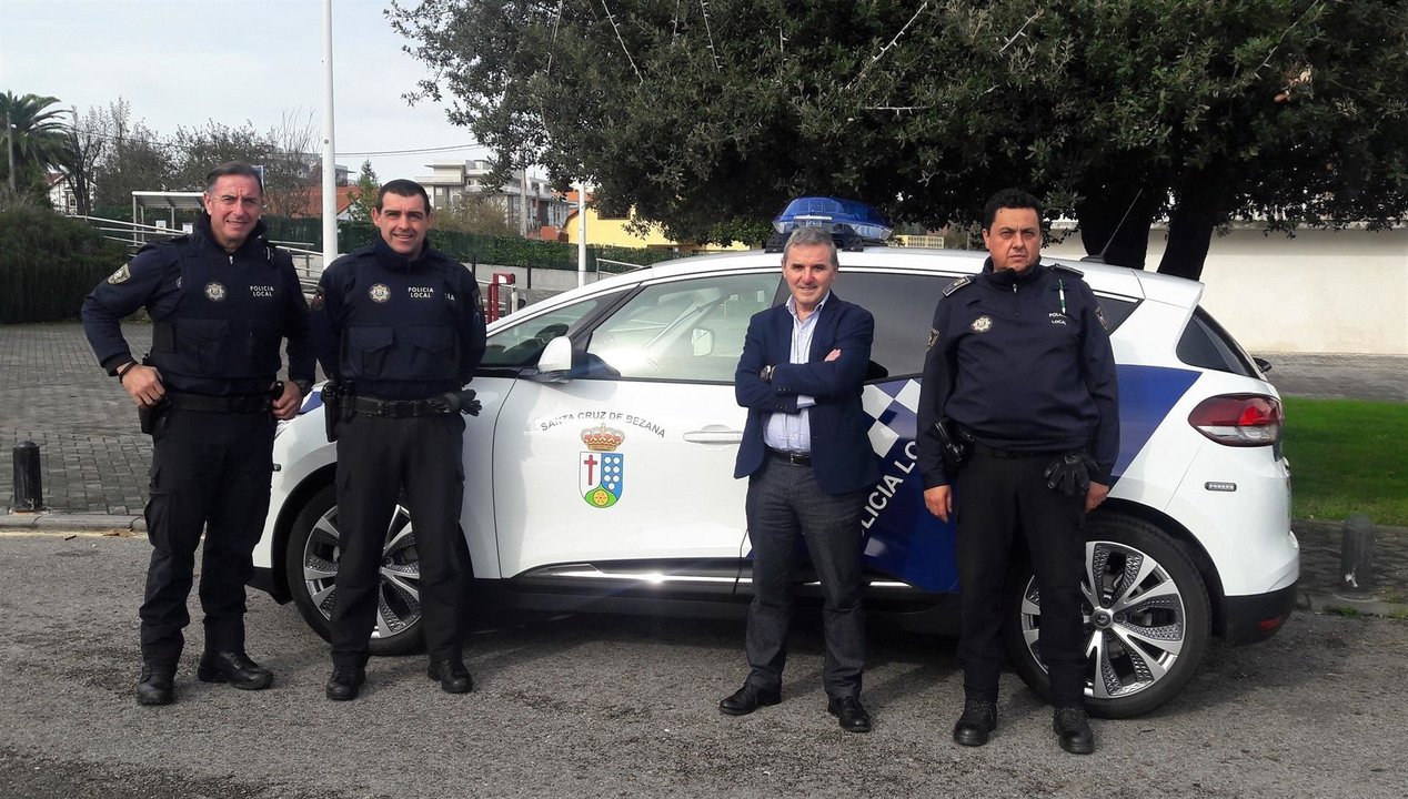 Nuevo coche patrulla de la Policía Local de Bezana