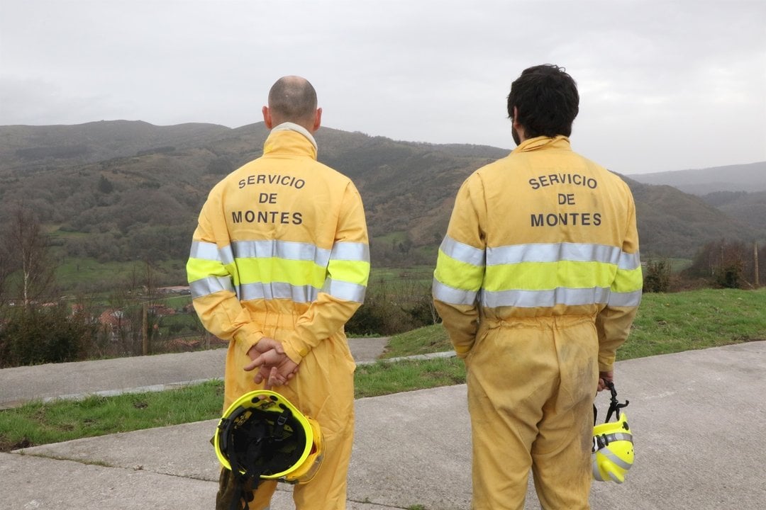 Cuadrillas de incendios forestales