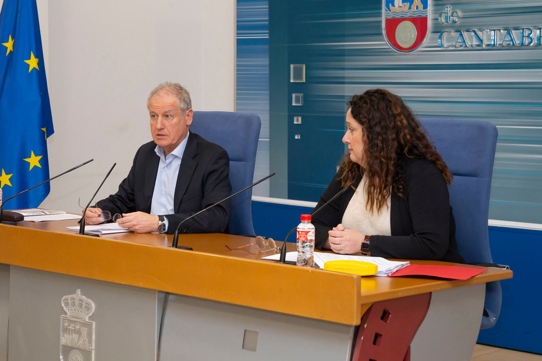 11:30 horas. Sala de Prensa del Gobierno

El consejero de Industria, Empleo, Innovación y Comercio, Eduardo Arasti, informa, en rueda de prensa, sobre las subvenciones destinadas a las entidades locales de la Comunidad Autónoma para la inserción laboral de personas desempleadas en la relación de obras o servicios de interés general y social.