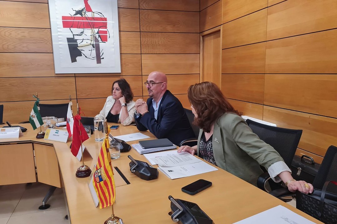 10:30 horas. Ministerio de Sanidad, Madrid

El consejero de Salud, César Pascual, participa en el pleno del Consejo Interterritorial del Sistema Nacional de Salud.