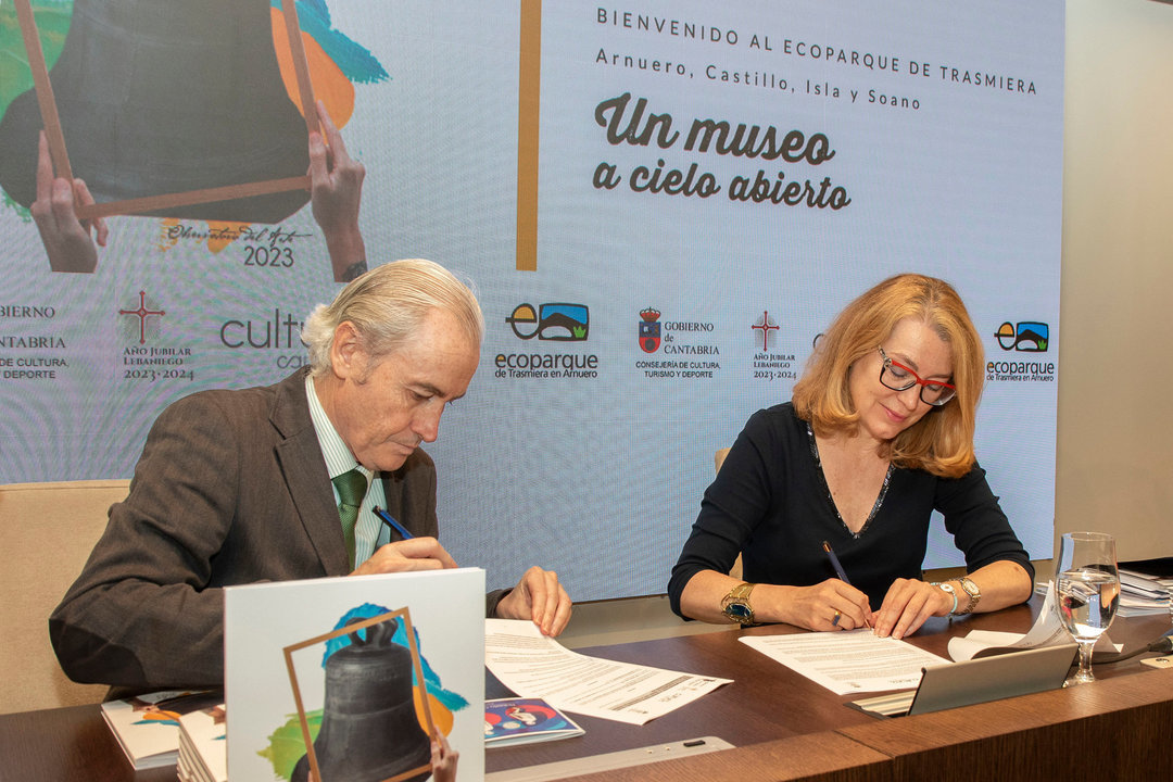 La consejera de Cultura, Turismo y Deporte, Eva Guillermina Fernández, firma el convenio de colaboración con el Ecoparque de Trasmiera para 2023 y presenta la memoria de actividades de 2023.
18 junio 2024