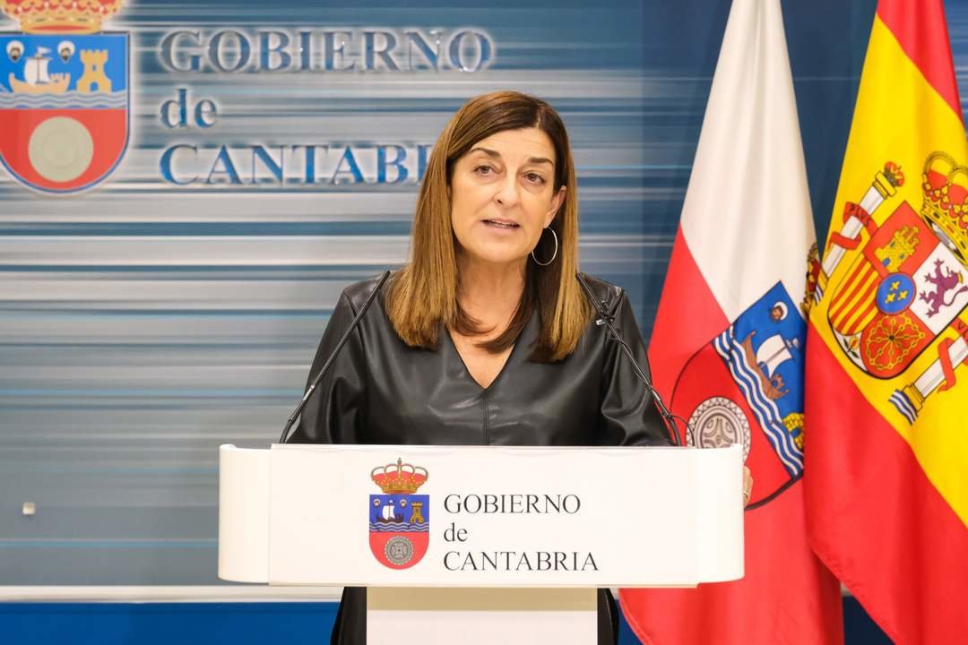 14:30 horas. Gobierno de Cantabria. La presidenta del Gobierno de Cantabria, María José Sáenz de Buruaga, realiza declaraciones sobre la investidura del presidente del Gobierno de España, Pedro Sánchez. 16 de noviembre de 2023 © Raúl Lucio