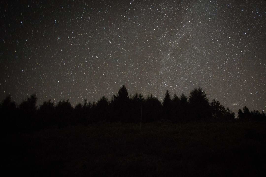 Cervantes, Lugo. Noche de perseidas en la Serra de Ancares, en la noche del sábado 12 de agosto