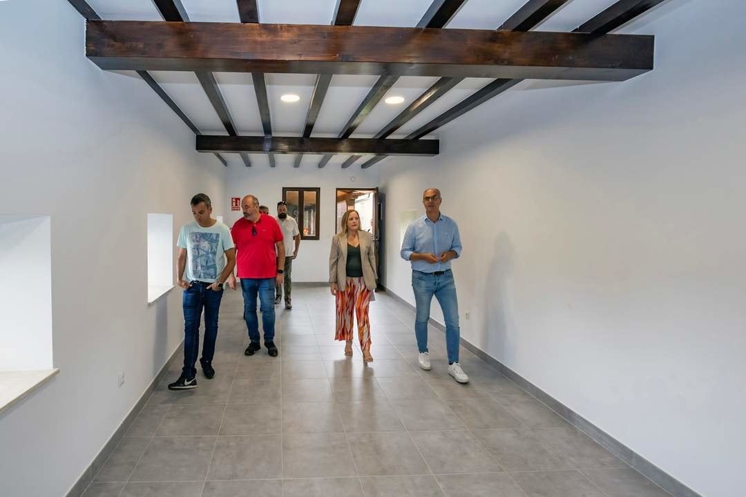 12:30 horas. Ayuntamiento de Escalante

La consejera de Presidencia, Justicia, Seguridad y Simplificación Administrativa, Isabel Urrutia, inaugura las obras de mejora del albergue.